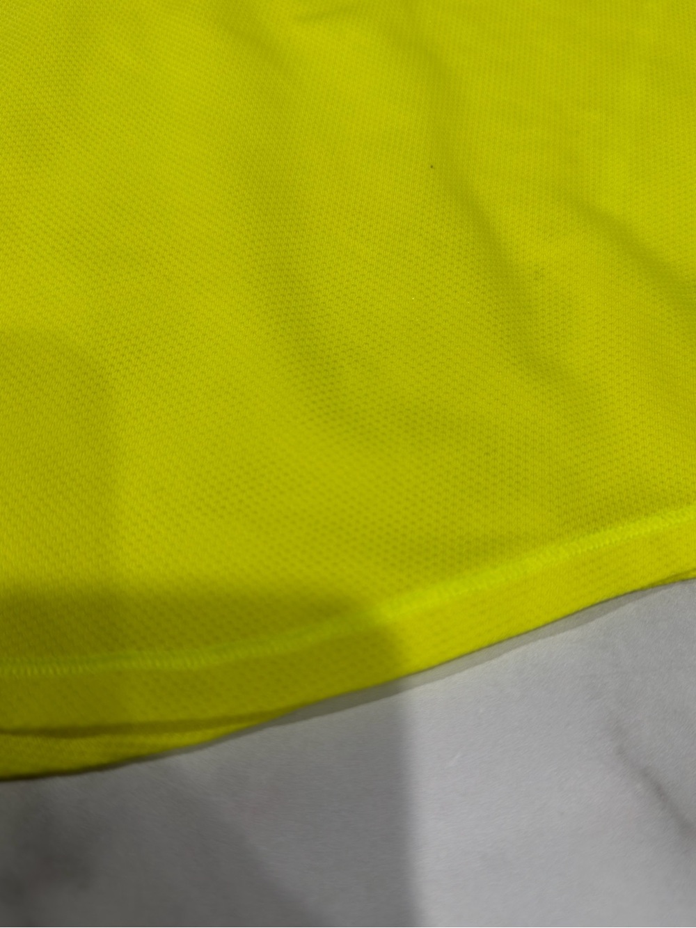 Lululemon High Neck Running and Training T-Shirt Size 8 Neon Yellow - Picture 8 of 9